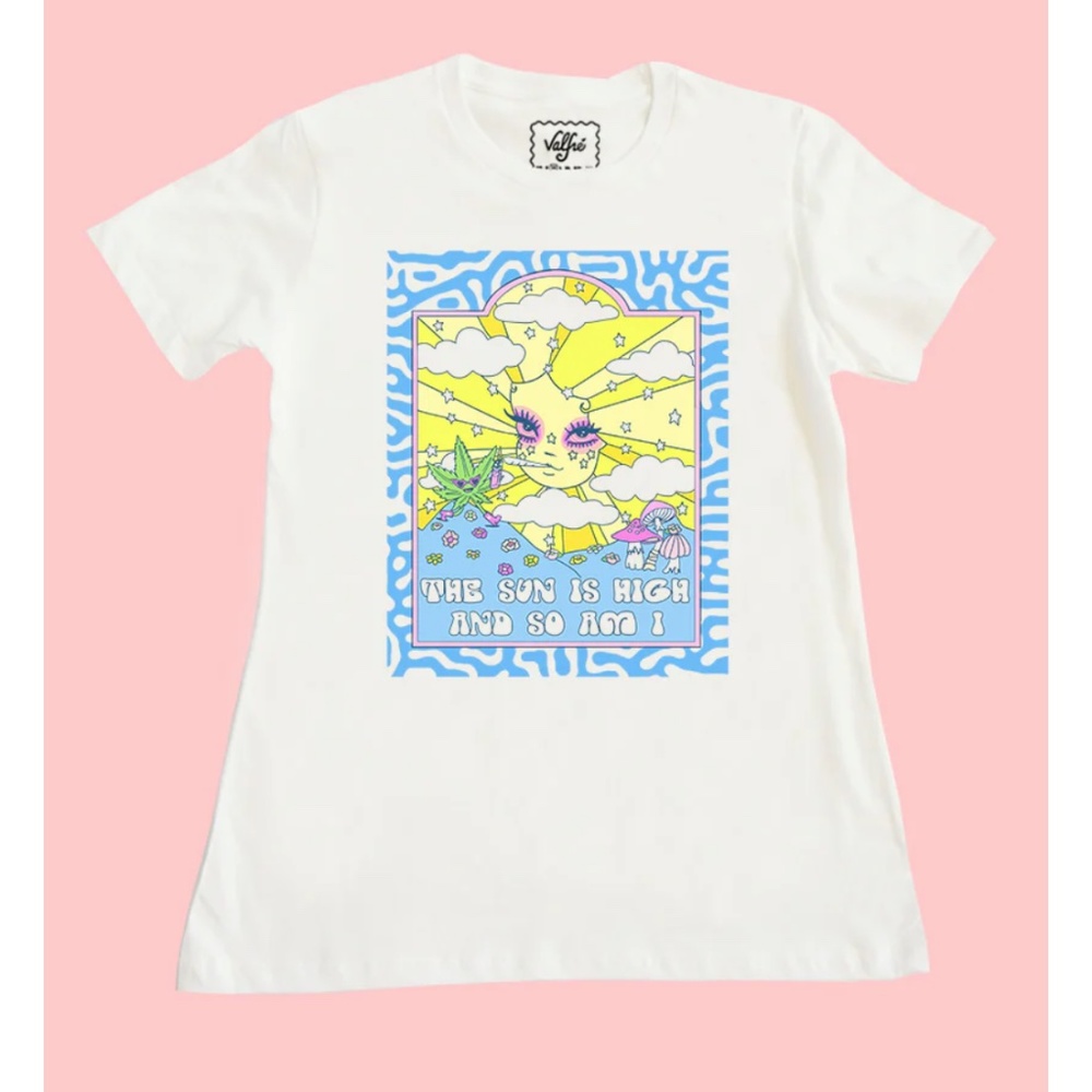 NWT Valfre “The Sun is High And So Am I” white graphic print t-shirt size small